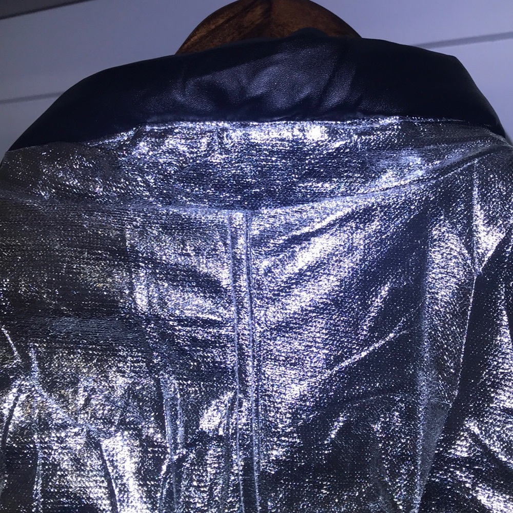 Space suit - Picture 11 of 16